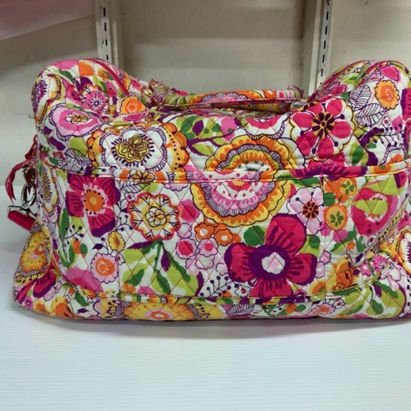 SOLD! VERA BRADLEY Large Travel Duffel Bag - Picture 9 of 12